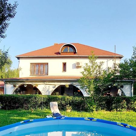 Guest House Marketti Vynohradiv Exterior foto